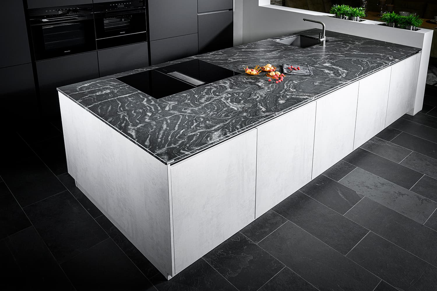 Naturstein Arbeitsplatte I LEATHER LOOK