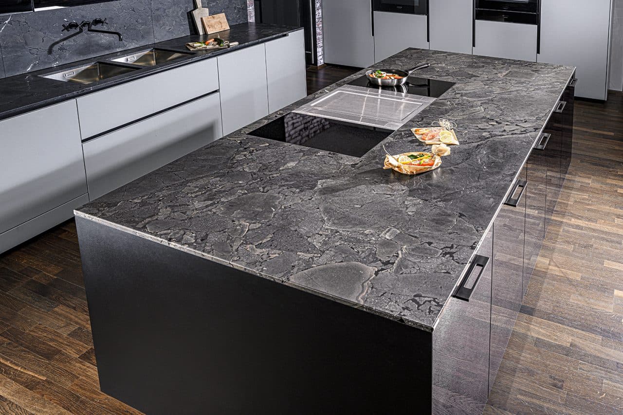 Naturstein Arbeitsplatte I LEATHER LOOK