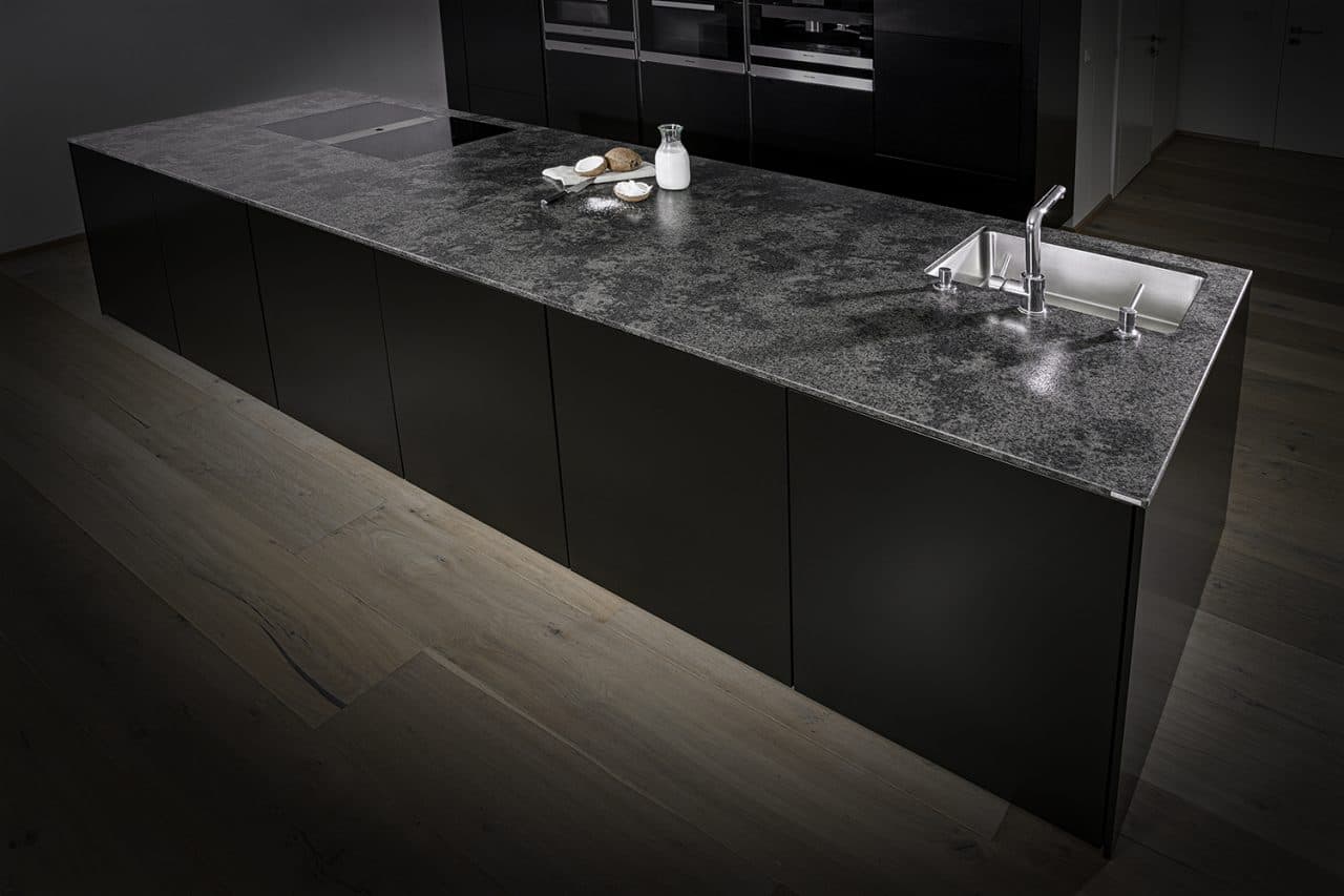 Naturstein Arbeitsplatte I LEATHER LOOK
