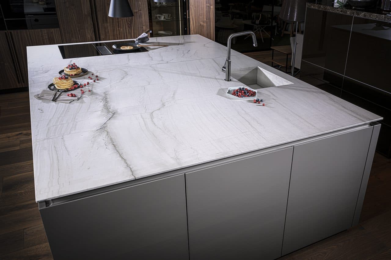 Naturstein Arbeitsplatte I LEATHER LOOK