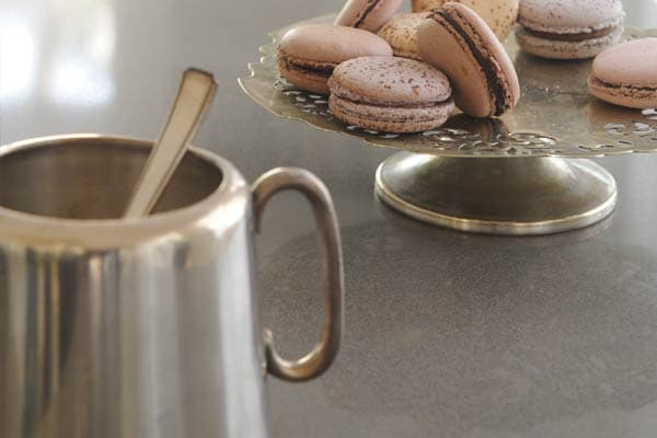 Quarzkomposit Arbeitsplatte I POLIERT