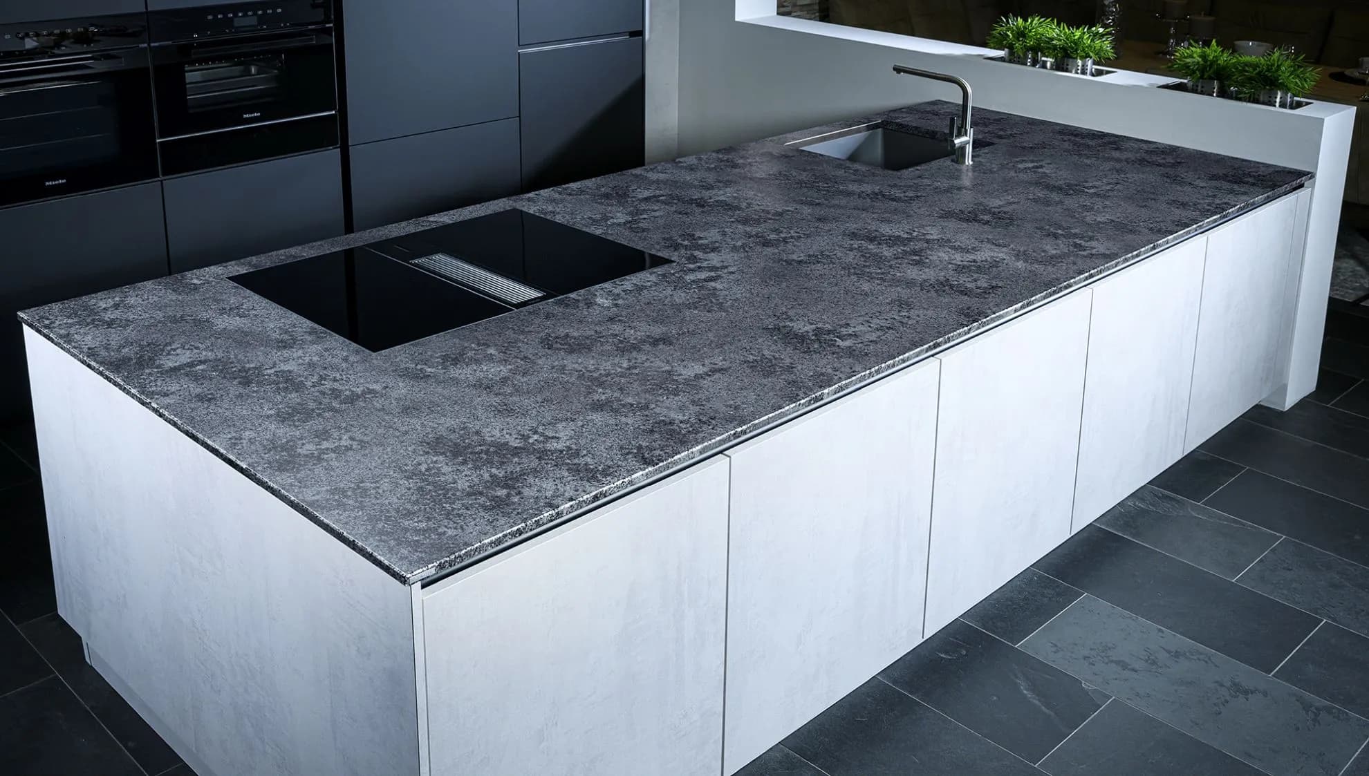 Naturstein Arbeitsplatte I SEMI GLOSS